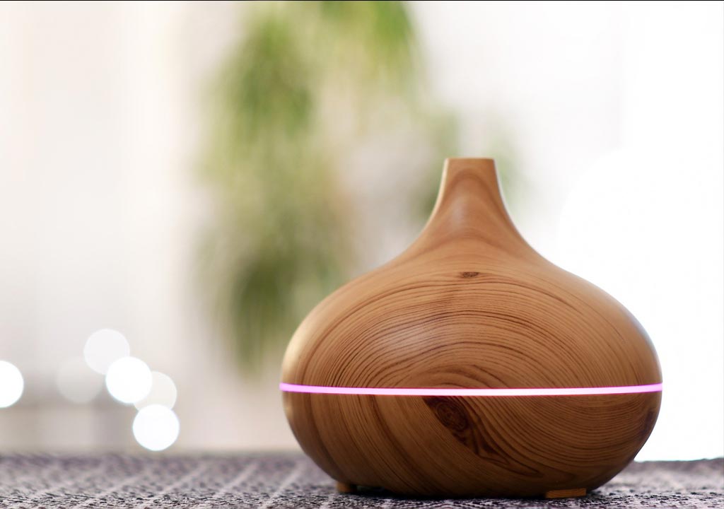 The Incredible Benefits of Using an Essential Oil Diffuser in Your Home and Office